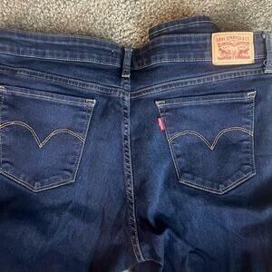 Levi’s 711 Skinny Jeans Size 33 waist  33x30